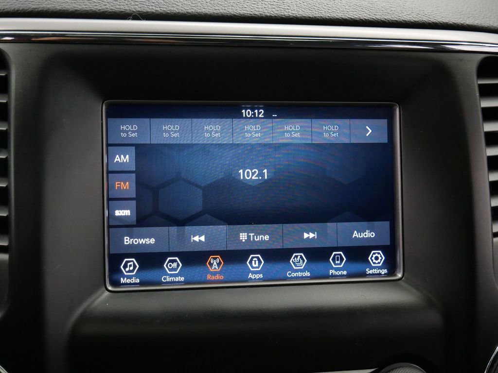 Thumbnail: 2019 Jeep Grand Cherokee - 30