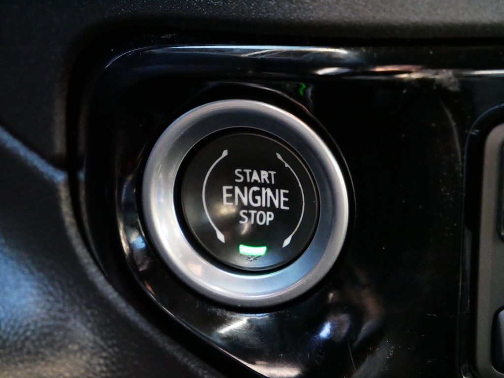 Thumbnail: 2022 Chevrolet Silverado 1500 - 44