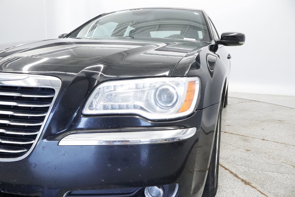 Thumbnail: 2014 Chrysler 300 - 3