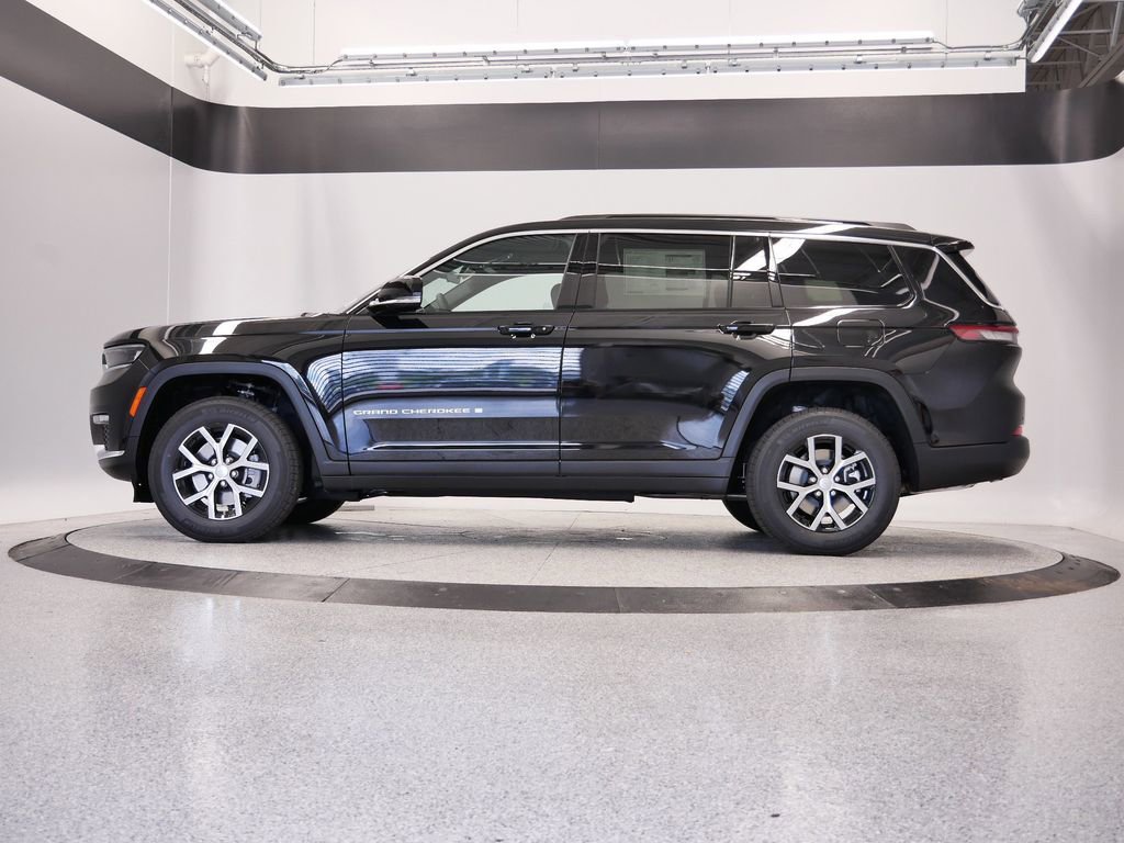 Thumbnail: 2025 Jeep Grand Cherokee L - 3