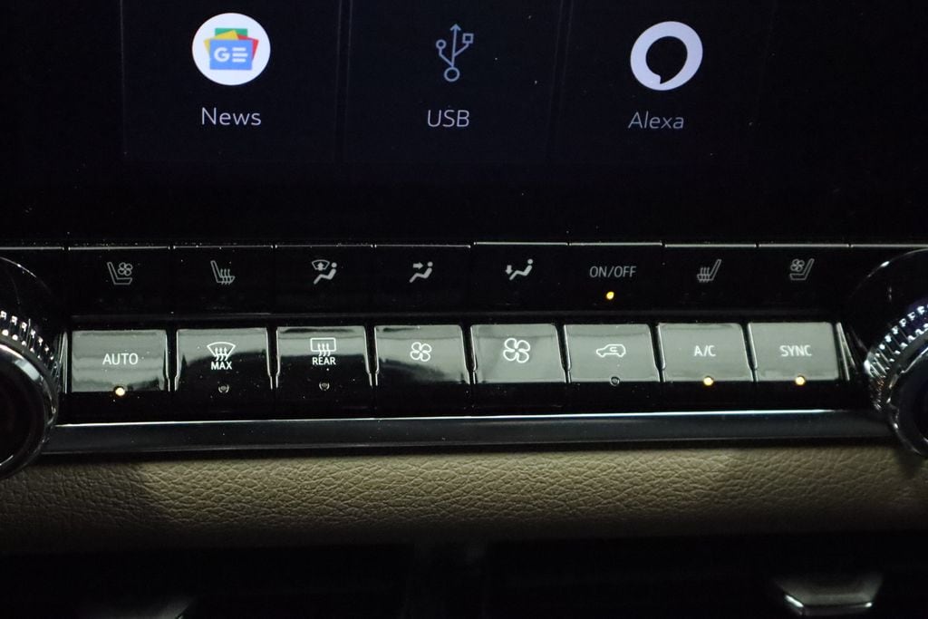 Thumbnail: 2023 GMC Canyon - 39