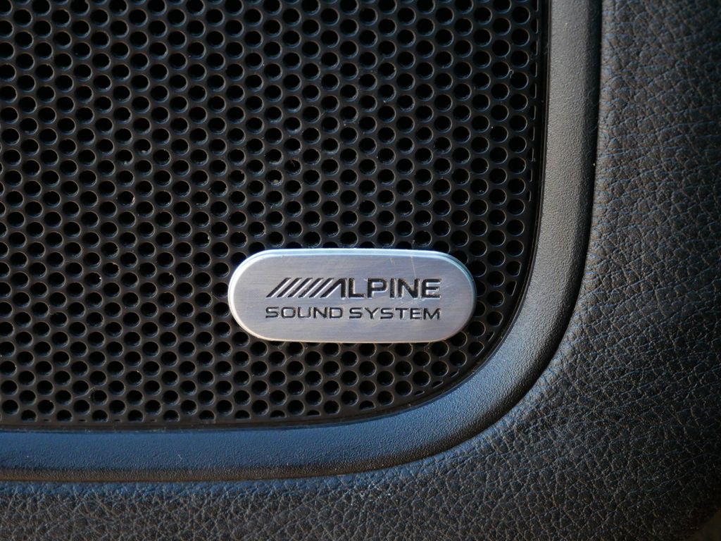 2015 Chrysler 200 S 42