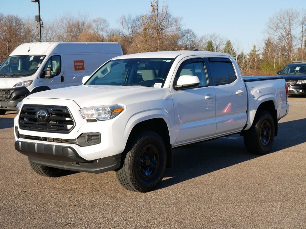 Thumbnail: 2019 Toyota Tacoma - 1