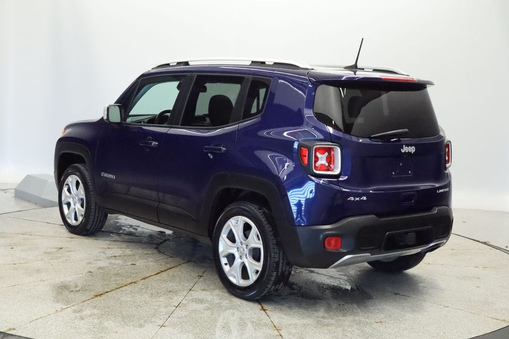 Thumbnail: 2018 Jeep Renegade - 3