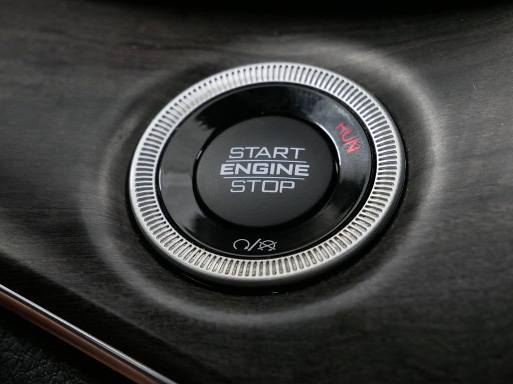 Thumbnail: 2022 Jeep Grand Cherokee - 43