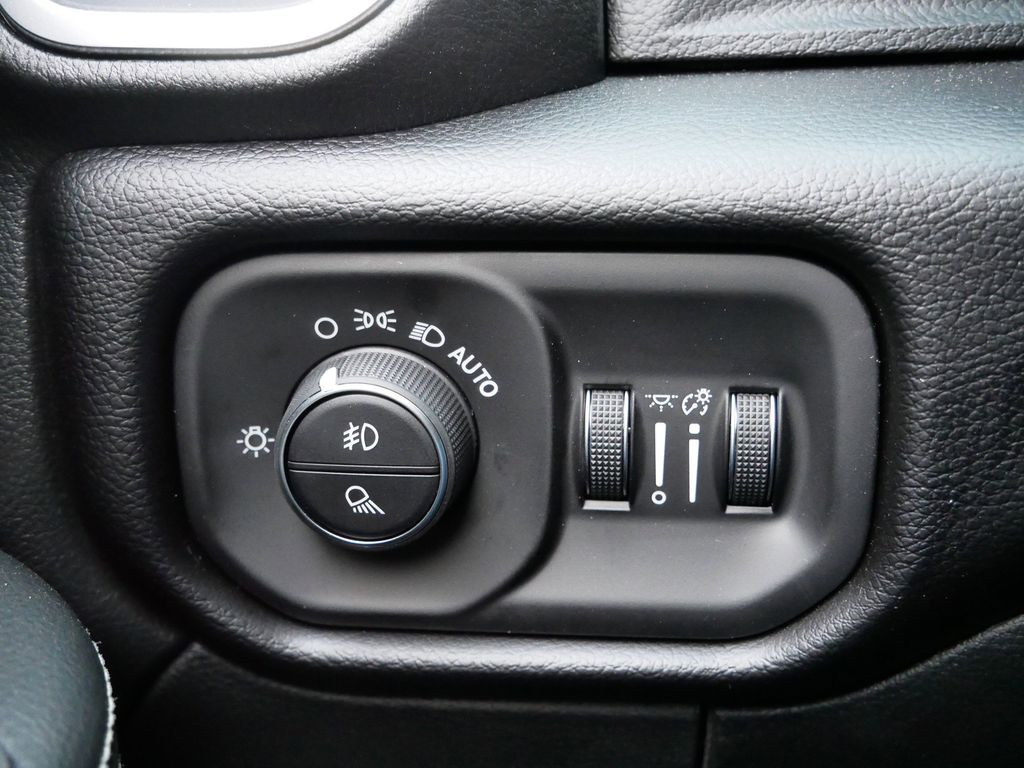 Thumbnail: 2026 RAM 2500 - 24