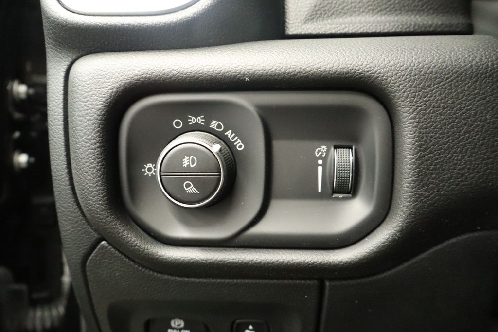 Thumbnail: 2023 RAM 1500 - 29