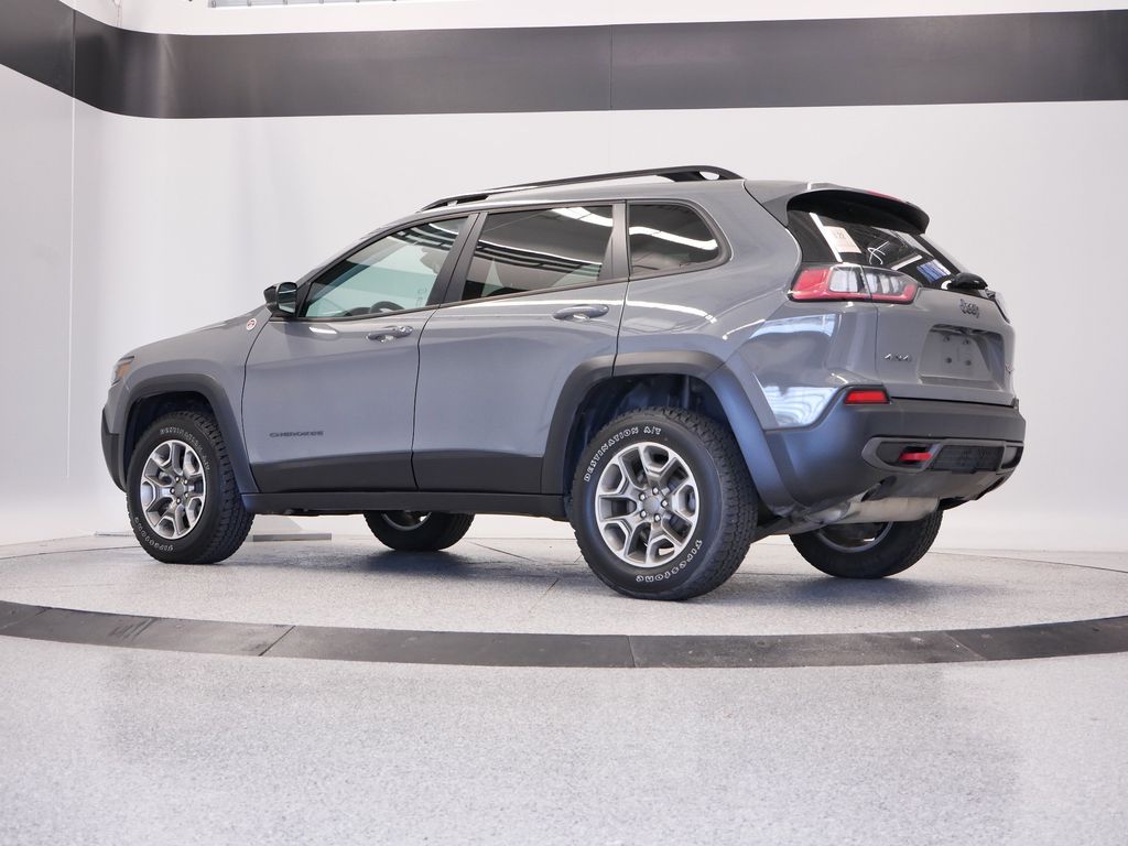 Thumbnail: 2022 Jeep Cherokee - 3