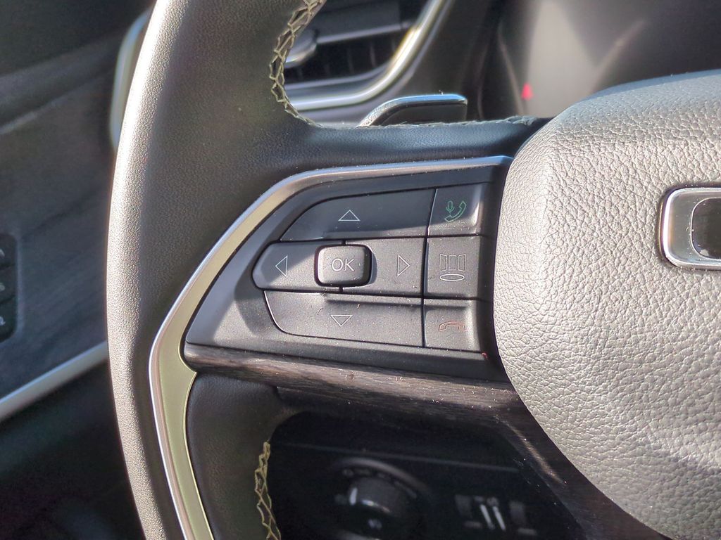 Thumbnail: 2024 Jeep Grand Cherokee - 25