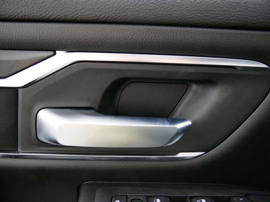 Thumbnail: 2025 RAM 1500 - 36