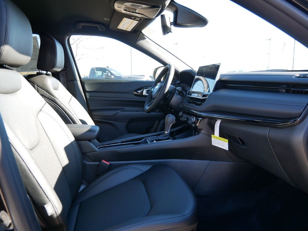 Thumbnail: 2026 Jeep Compass - 21