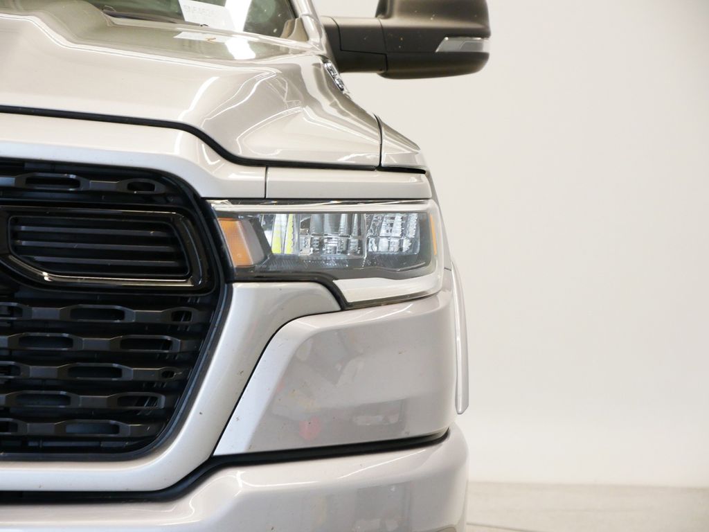 Thumbnail: 2025 RAM 1500 - 44