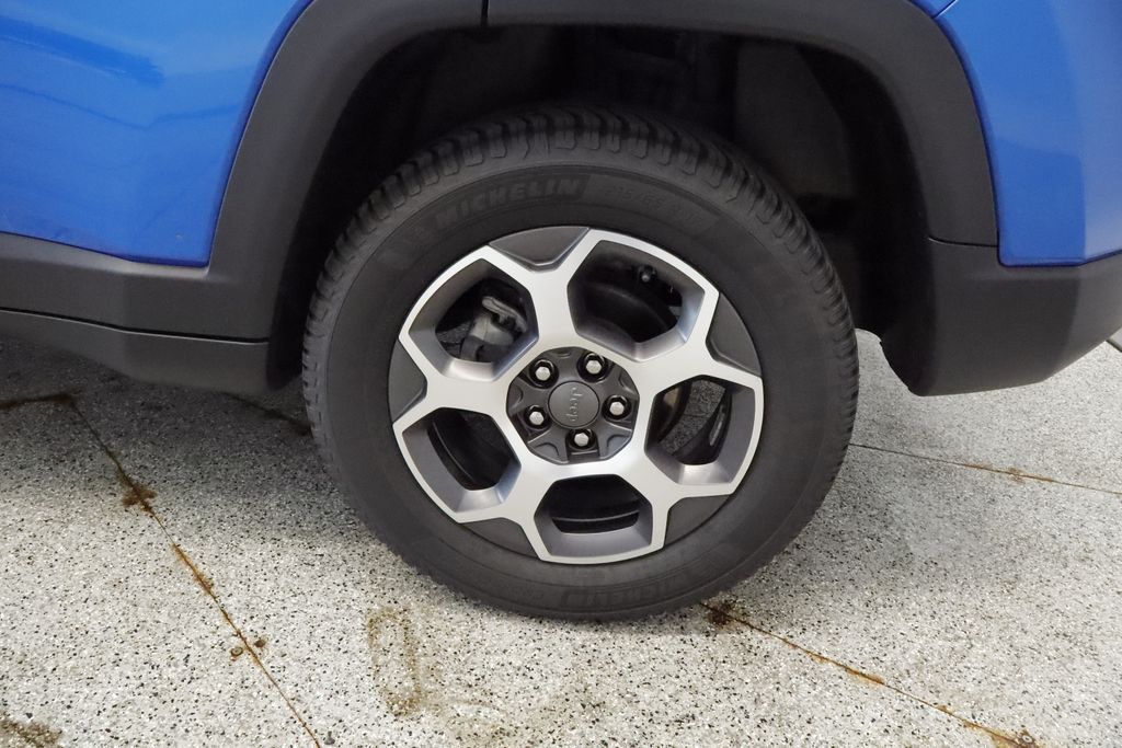 Thumbnail: 2022 Jeep Compass - 17