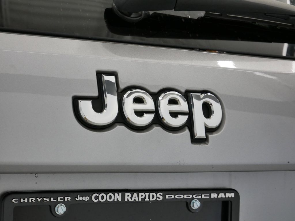 Thumbnail: 2014 Jeep Grand Cherokee - 50