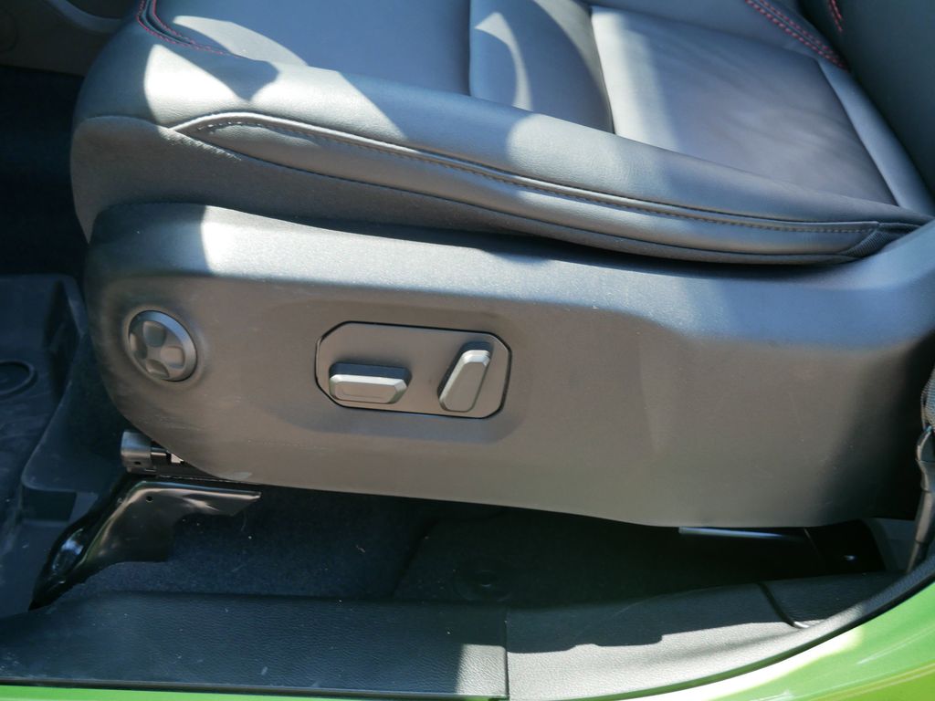 Thumbnail: 2025 Jeep Wrangler - 32