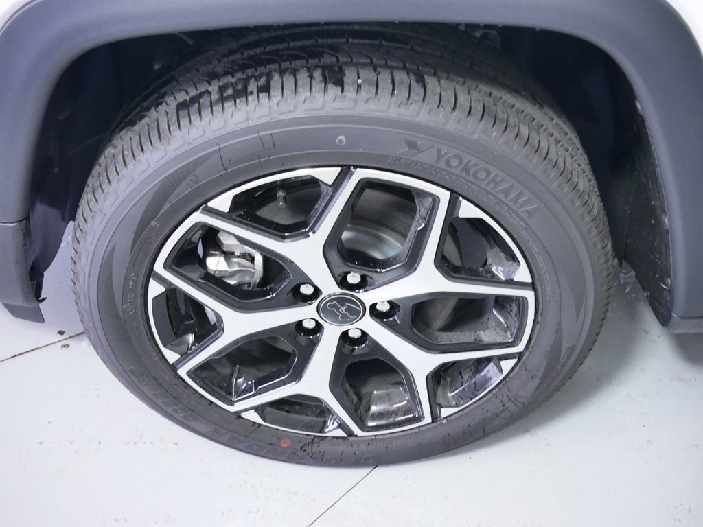 Thumbnail: 2025 Jeep Compass - 21