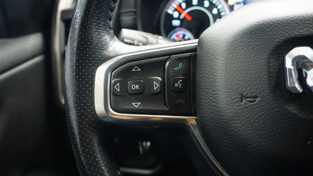 Thumbnail: 2020 RAM 1500 - 32