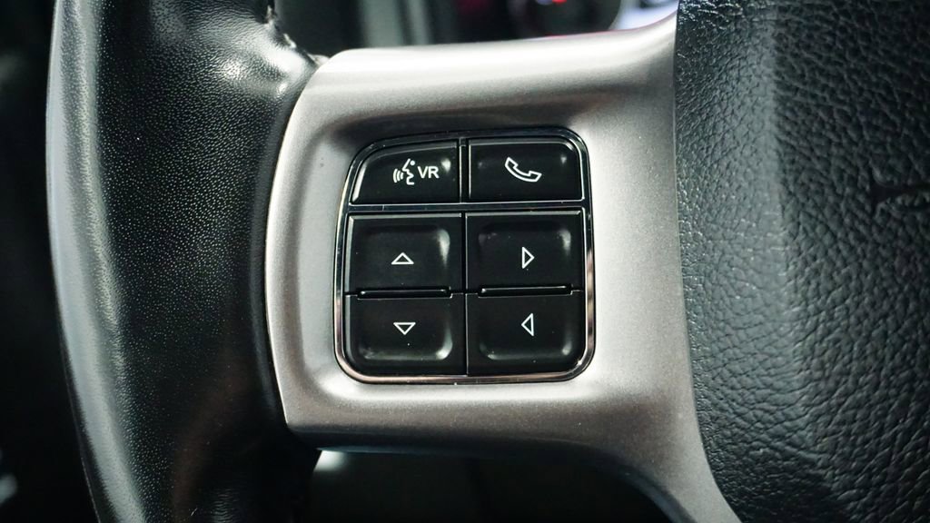 Thumbnail: 2023 RAM 1500 Classic - 33