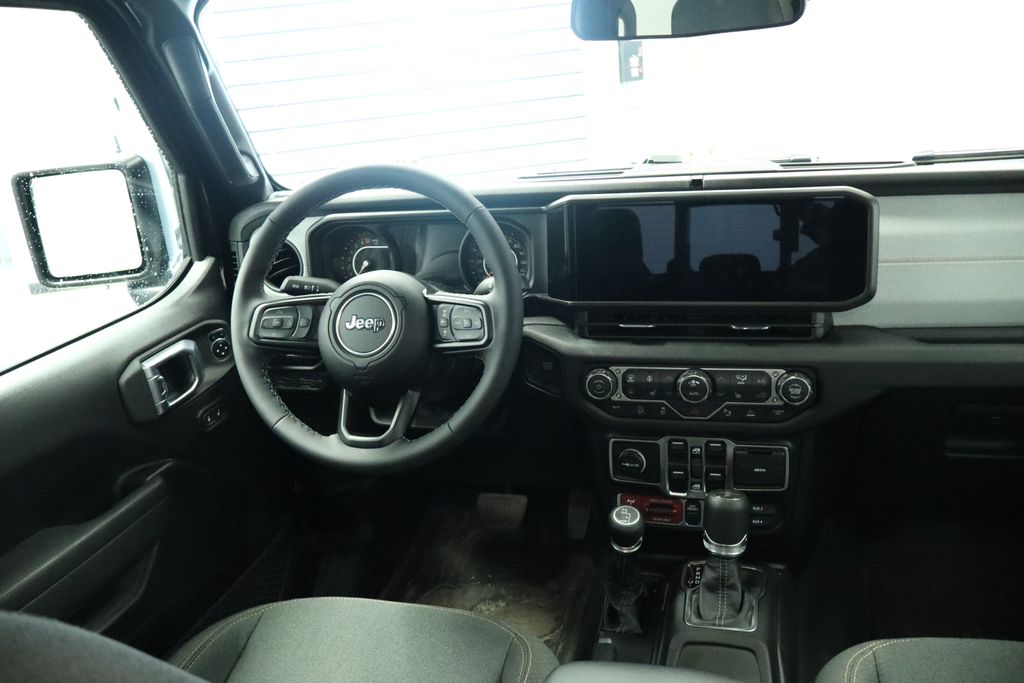 Thumbnail: 2026 Jeep Gladiator - 27