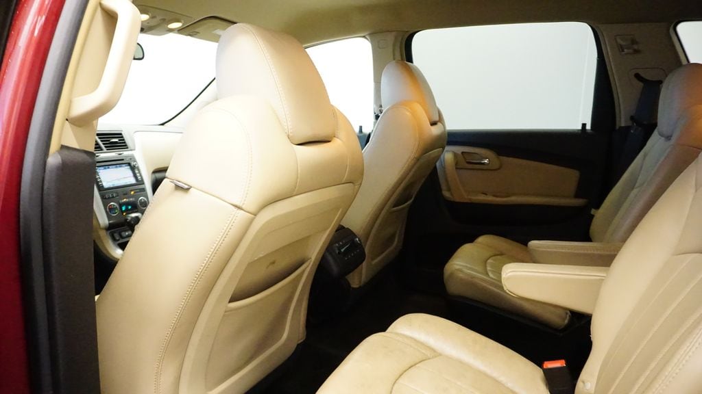 Thumbnail: 2009 Chevrolet Traverse - 19