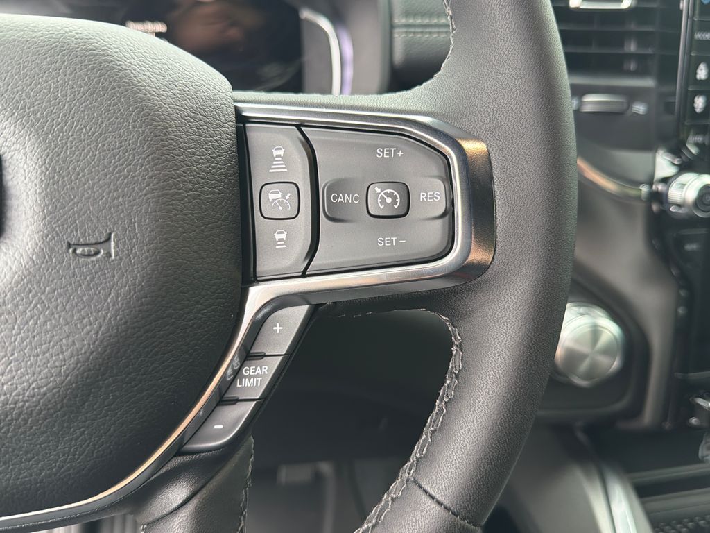 Thumbnail: 2026 RAM 1500 - 28