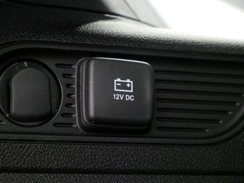 Thumbnail: 2025 Jeep Grand Cherokee - 16