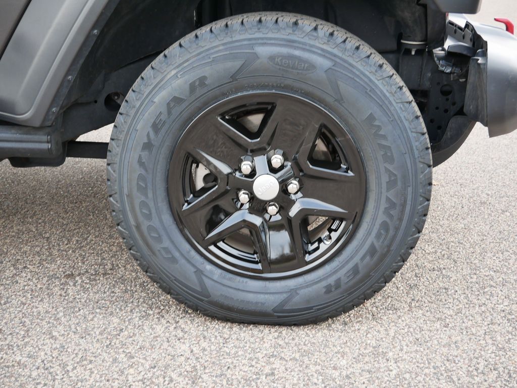 Thumbnail: 2020 Jeep Gladiator - 47