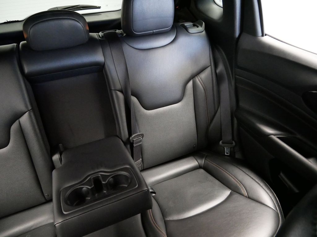 Thumbnail: 2023 Jeep Compass - 23