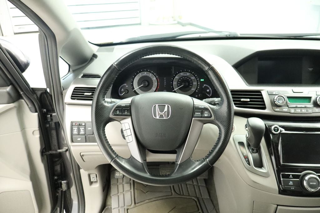 Thumbnail: 2015 Honda Odyssey - 23