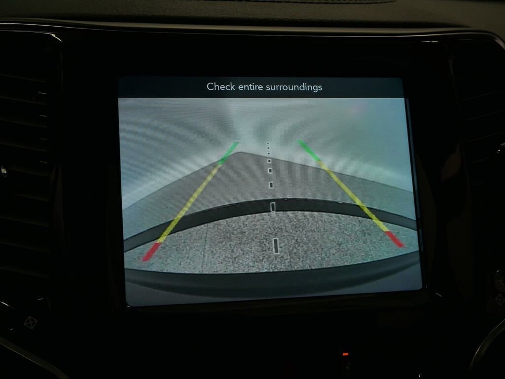 Thumbnail: 2022 Jeep Cherokee - 36