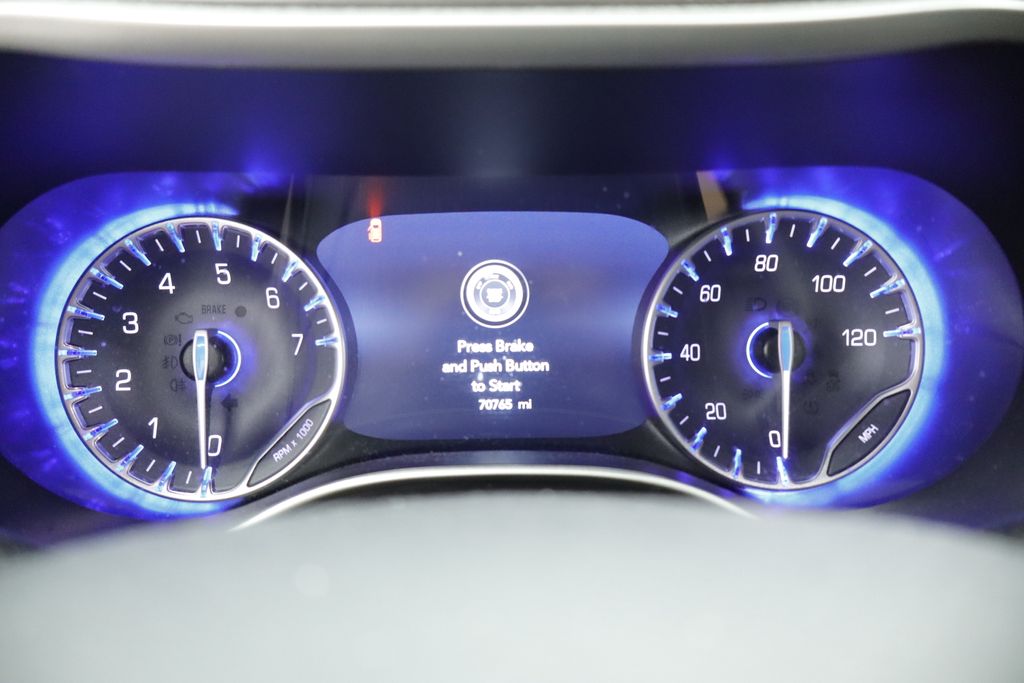 Thumbnail: 2023 Chrysler Pacifica - 27