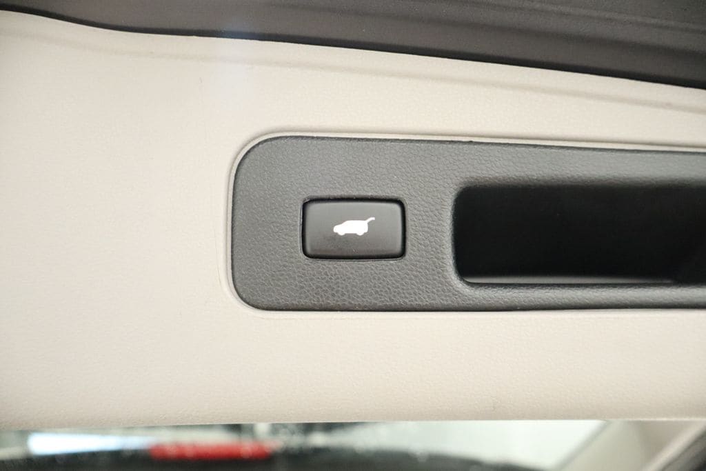 Thumbnail: 2015 Honda Odyssey - 19