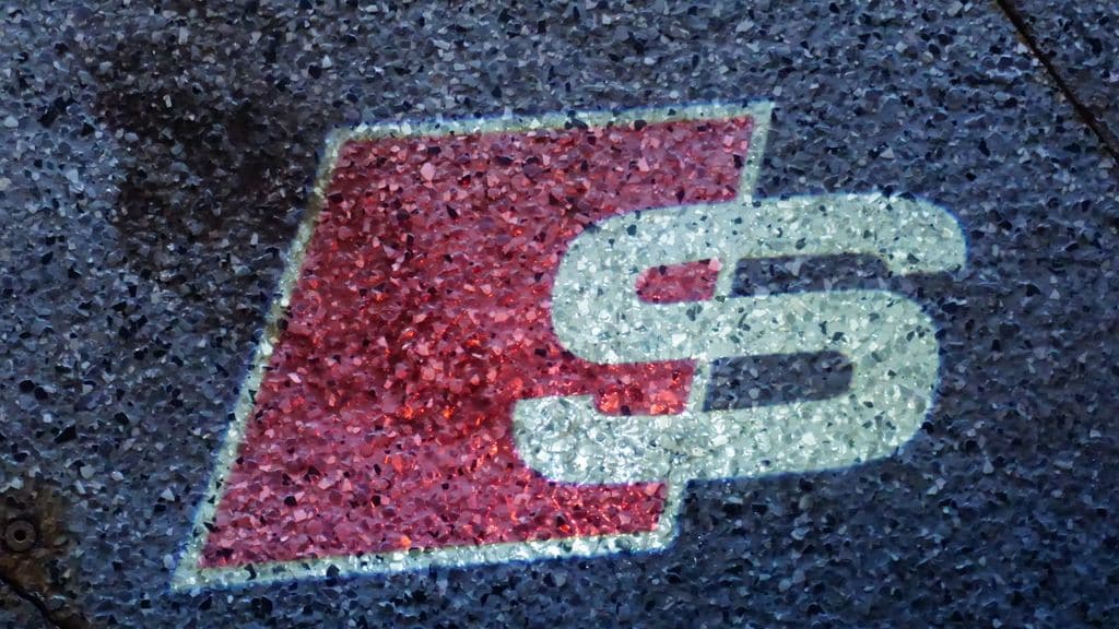 Thumbnail: 2022 Audi SQ8 - 26