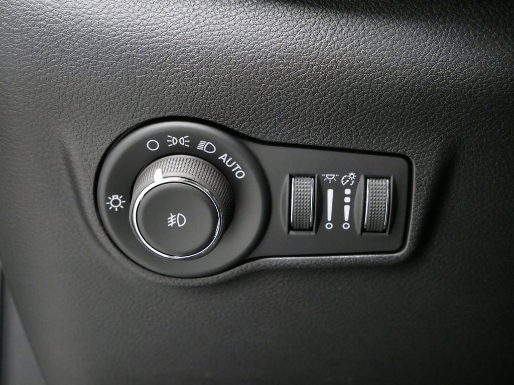 Thumbnail: 2026 Jeep Compass - 34