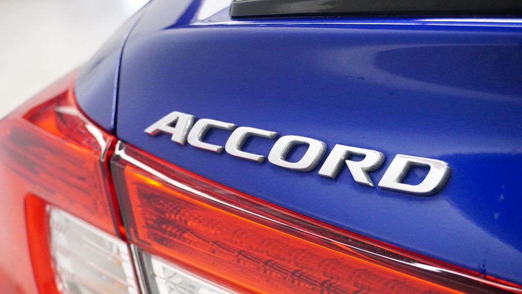 Thumbnail: 2021 Honda Accord - 16