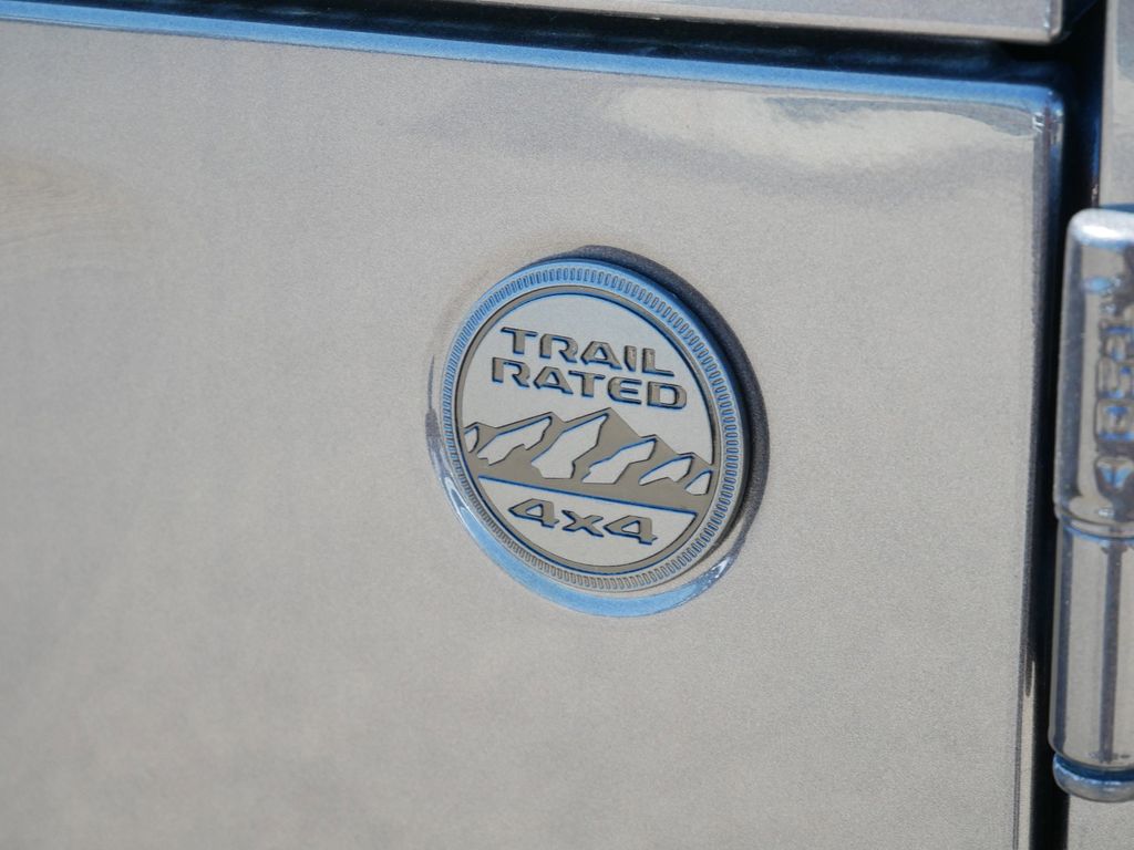 Thumbnail: 2025 Jeep Wrangler - 17