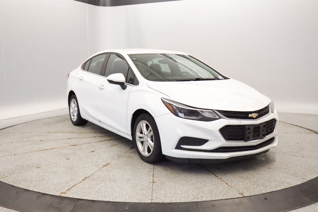 Thumbnail: 2016 Chevrolet Cruze - 13