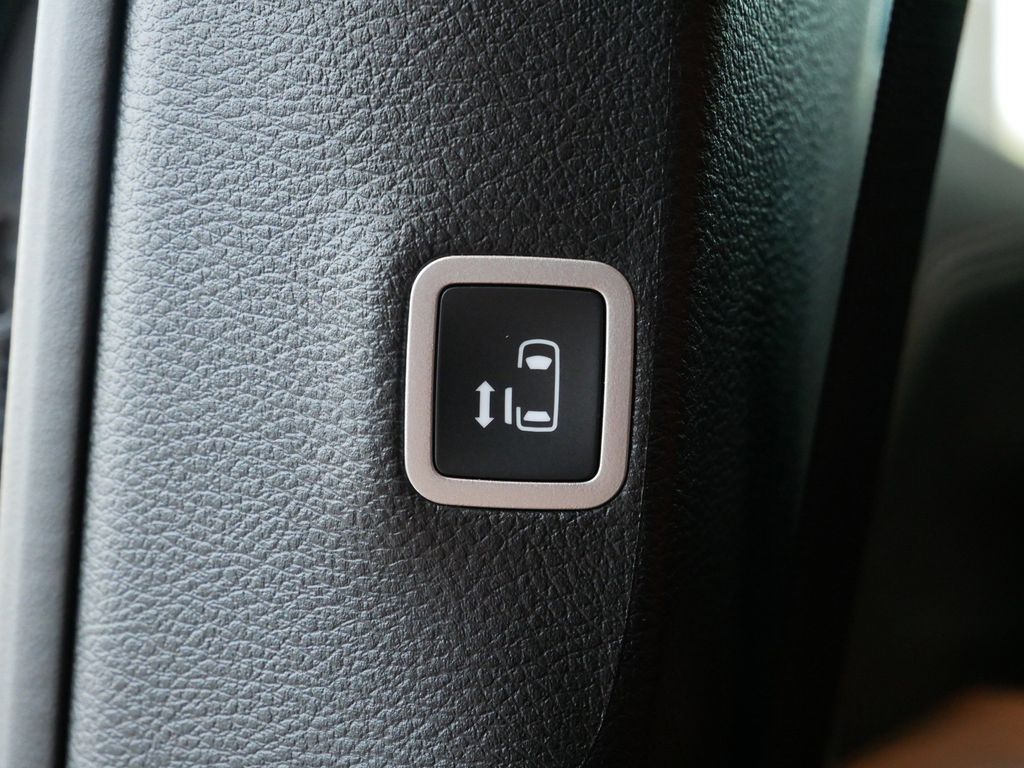 Thumbnail: 2026 Chrysler Pacifica - 33