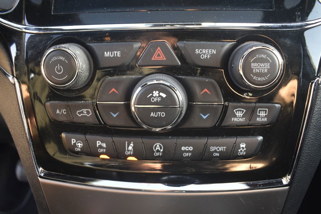 Thumbnail: 2021 Jeep Grand Cherokee - 17