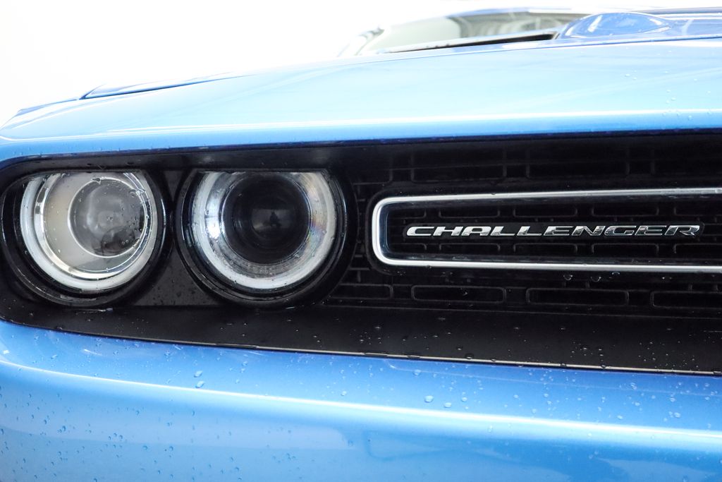 Thumbnail: 2016 Dodge Challenger - 13