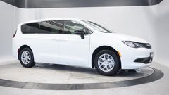 Thumbnail: 2026 Chrysler Voyager - 7