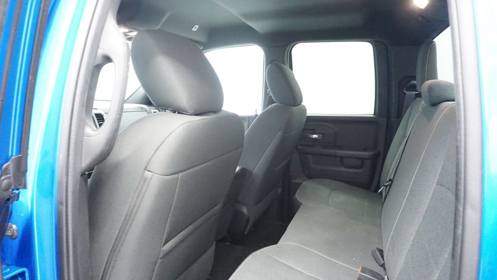 Thumbnail: 2022 RAM 1500 Classic - 21