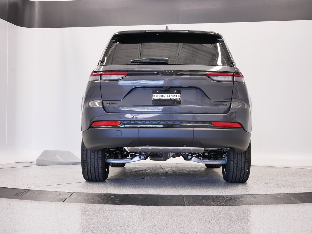 Thumbnail: 2025 Jeep Grand Cherokee - 46