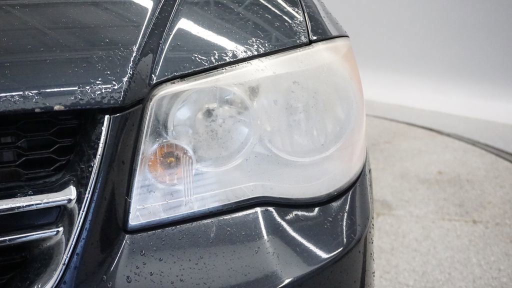 Thumbnail: 2013 Dodge Grand Caravan - 16