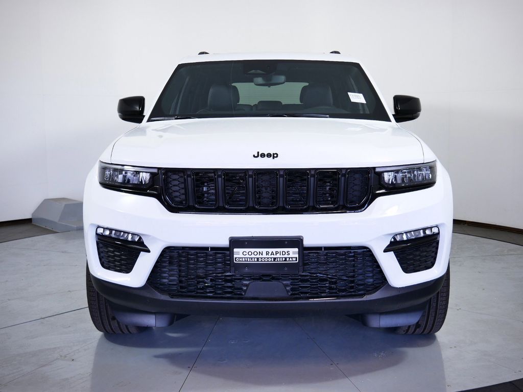 Thumbnail: 2025 Jeep Grand Cherokee - 4