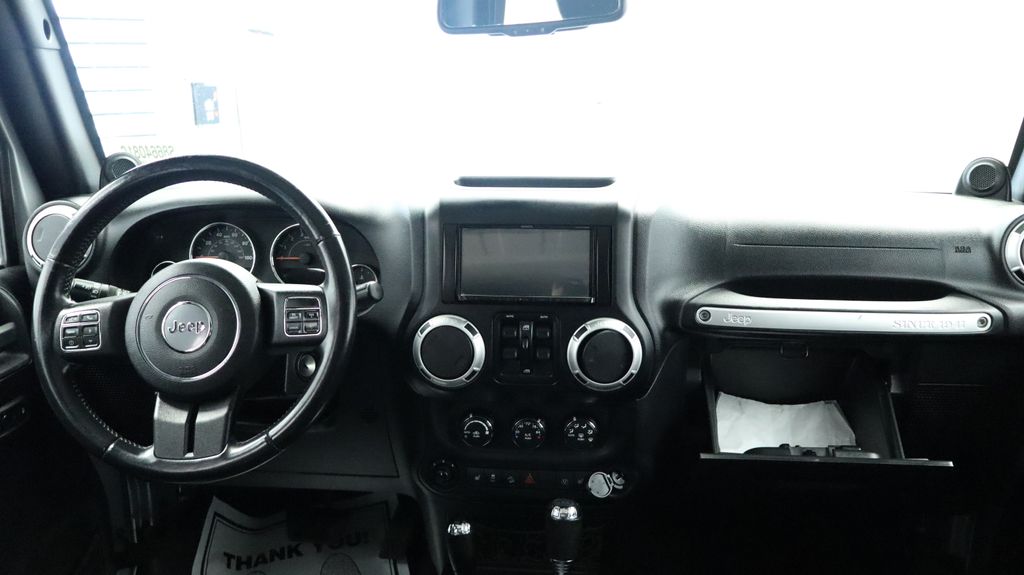 Thumbnail: 2014 Jeep Wrangler - 20