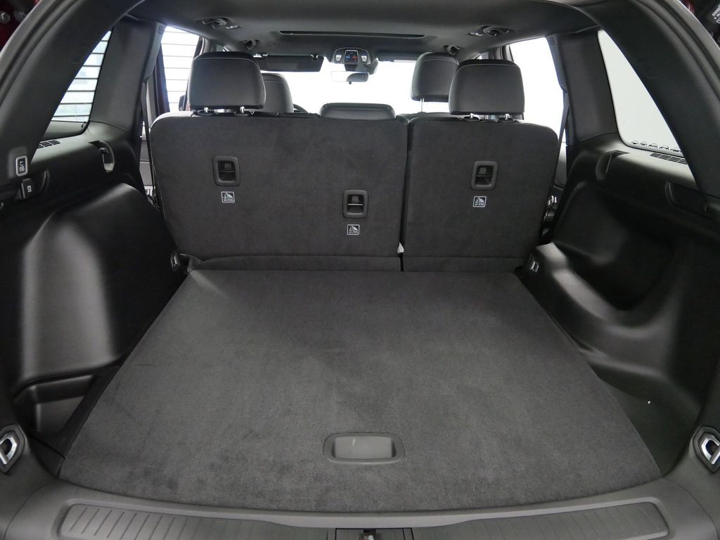 Thumbnail: 2025 Jeep Grand Cherokee - 12