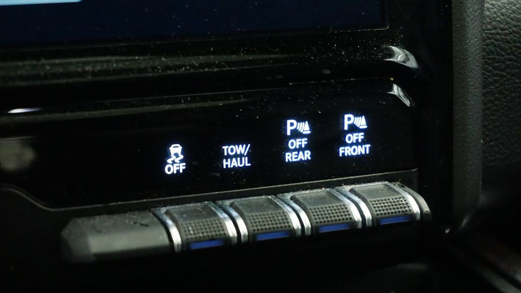 Thumbnail: 2020 RAM 1500 - 33