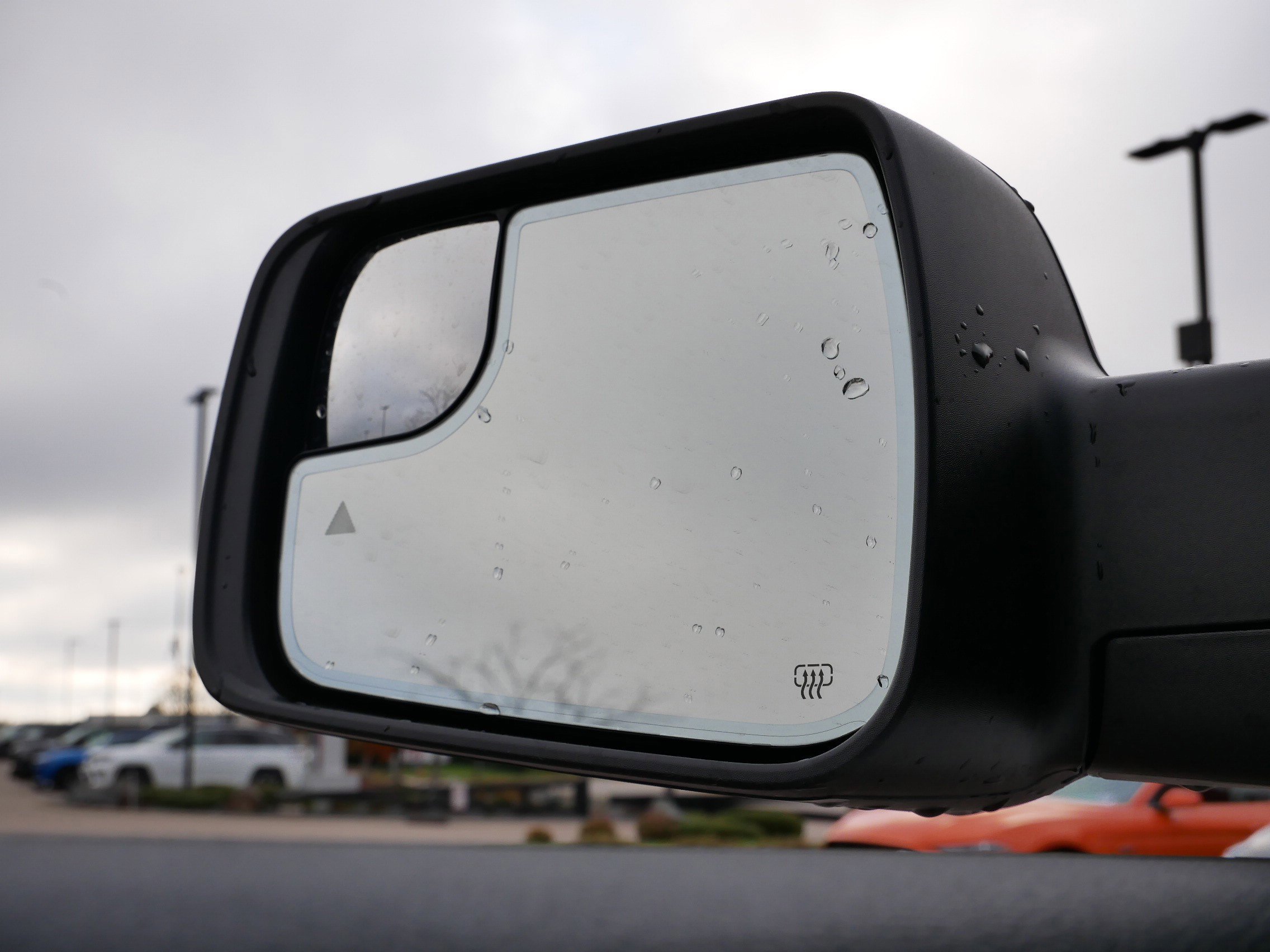 Thumbnail: 2026 RAM 1500 - 3