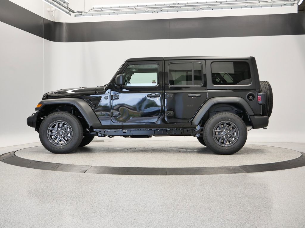 Thumbnail: 2026 Jeep Wrangler - 40